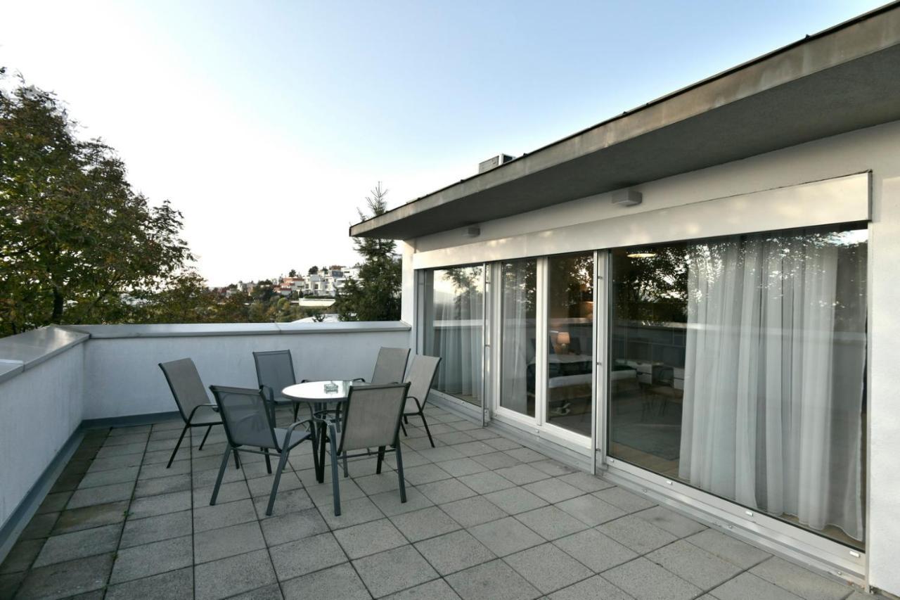 River View Apartments Hotel Bratislava Exterior foto
